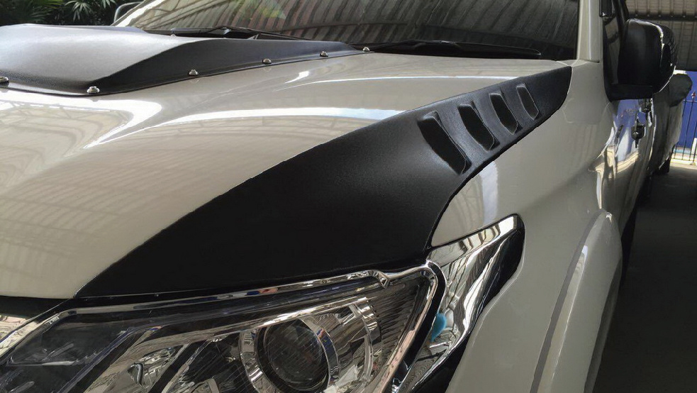 PAJERO SPORT 15 SIDE BONNET COVER