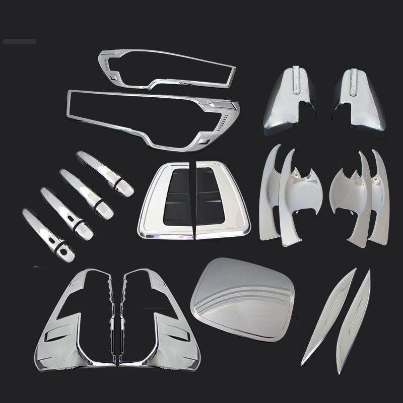HILUX2021  4X2CHROME KITS