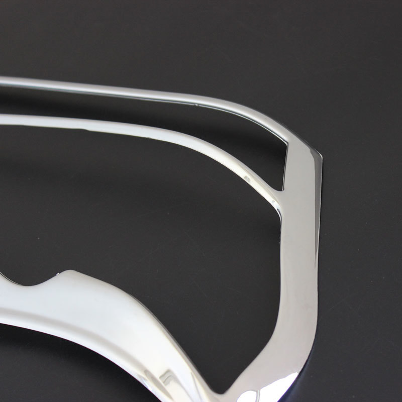 VITARA 08 HEAD LIGHT COVER