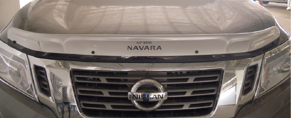 NP300 14 BONNET GUARD