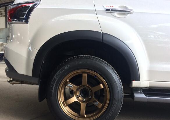 BT-50 12 FENDER FLARE (OEM DESIGH)
