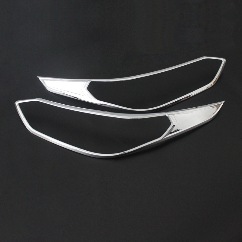 YARIS 18  HEAD LIGHT COVER