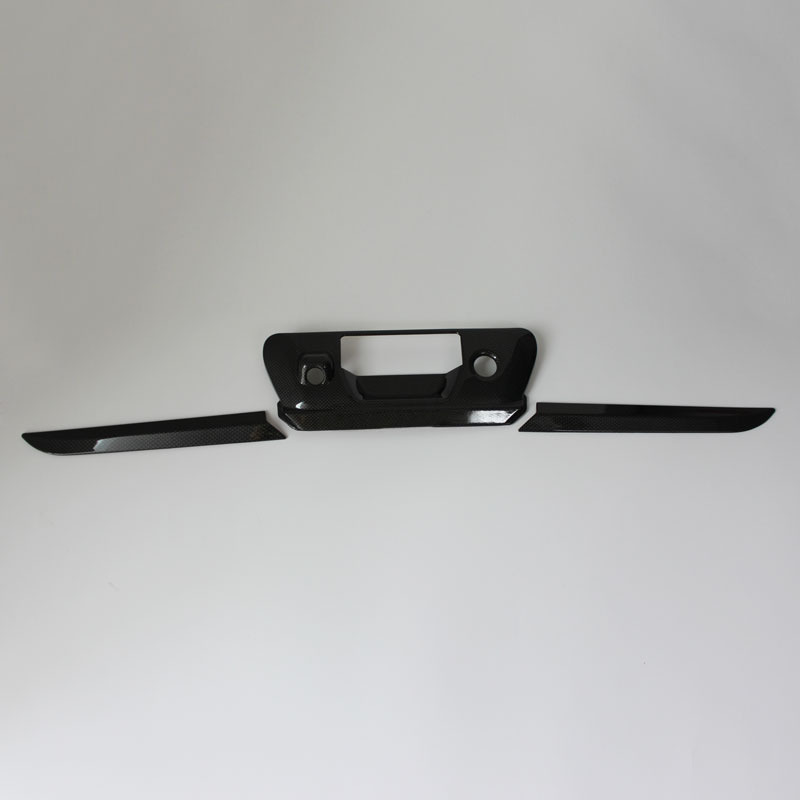 NP300 14 TAIL GATE COVER