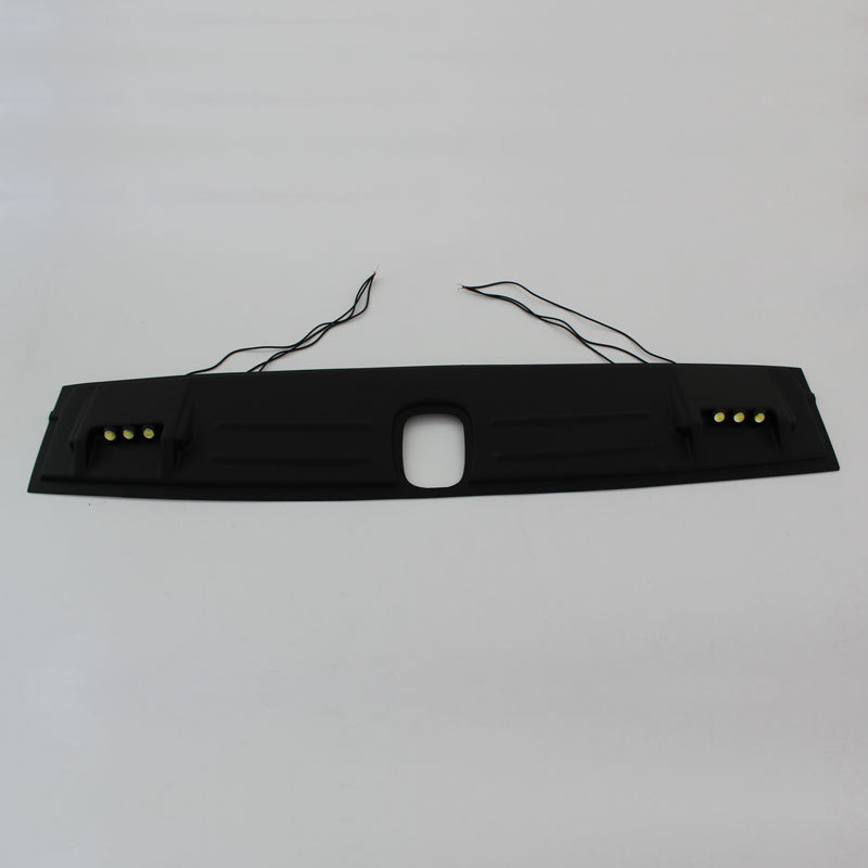 COLORADO 17 FRONT ROOF COVER