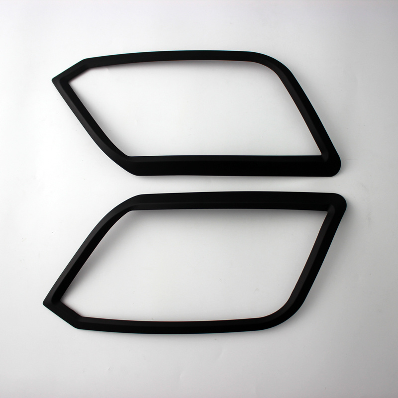AMAROK 09 HEAD LIGHT COVER