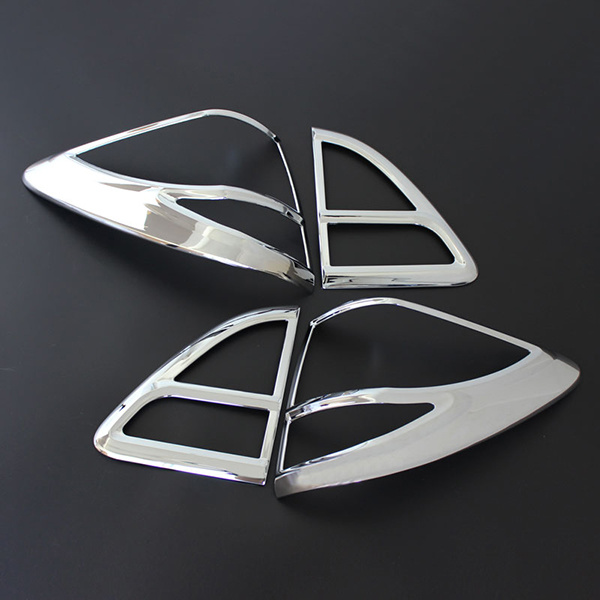 BT-50 12 TAIL LIGHT COVER