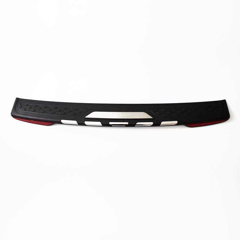 FORTUNER 15 REAR STEP COVER