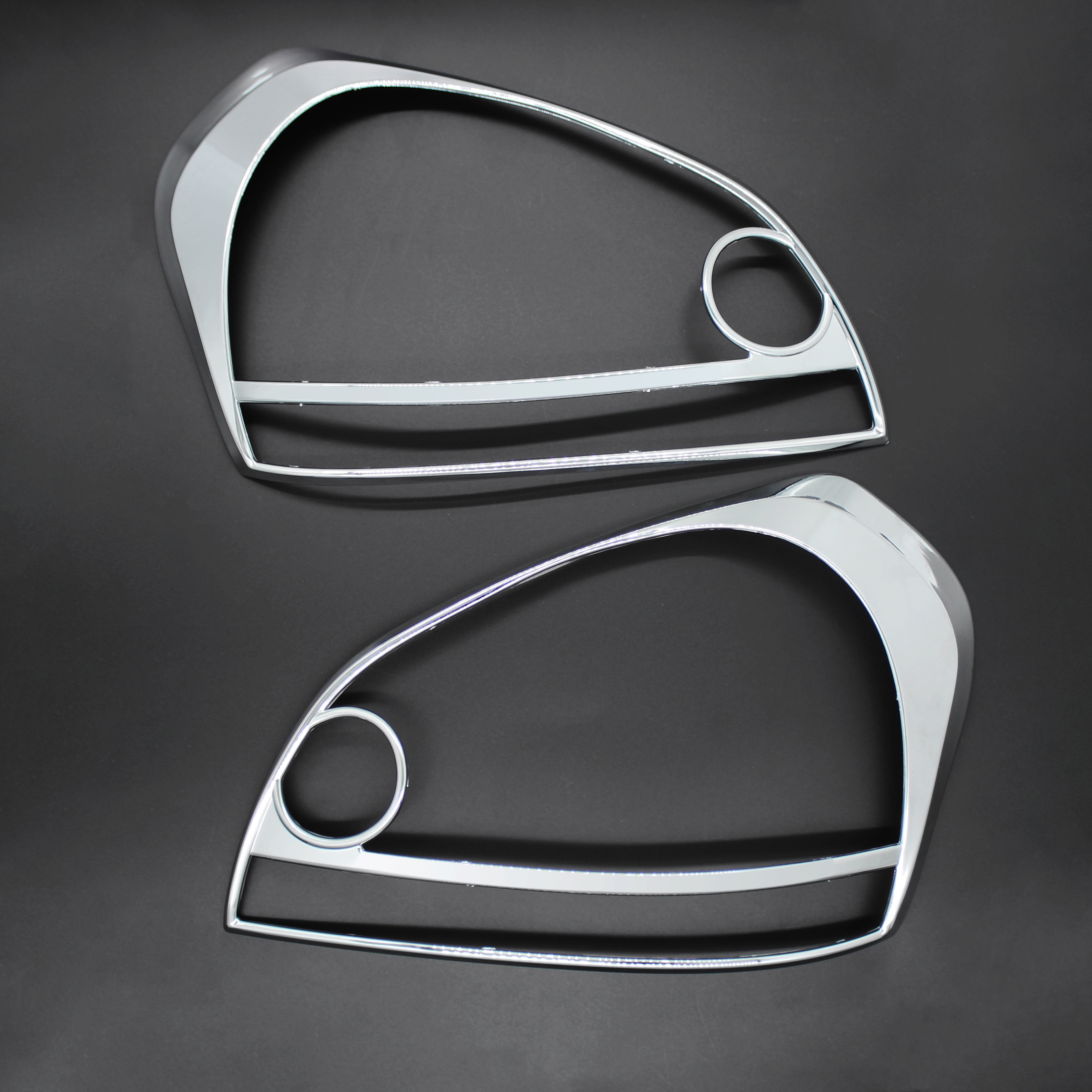 TUCSON 2008 CHROME HEAD LIGHT COVER