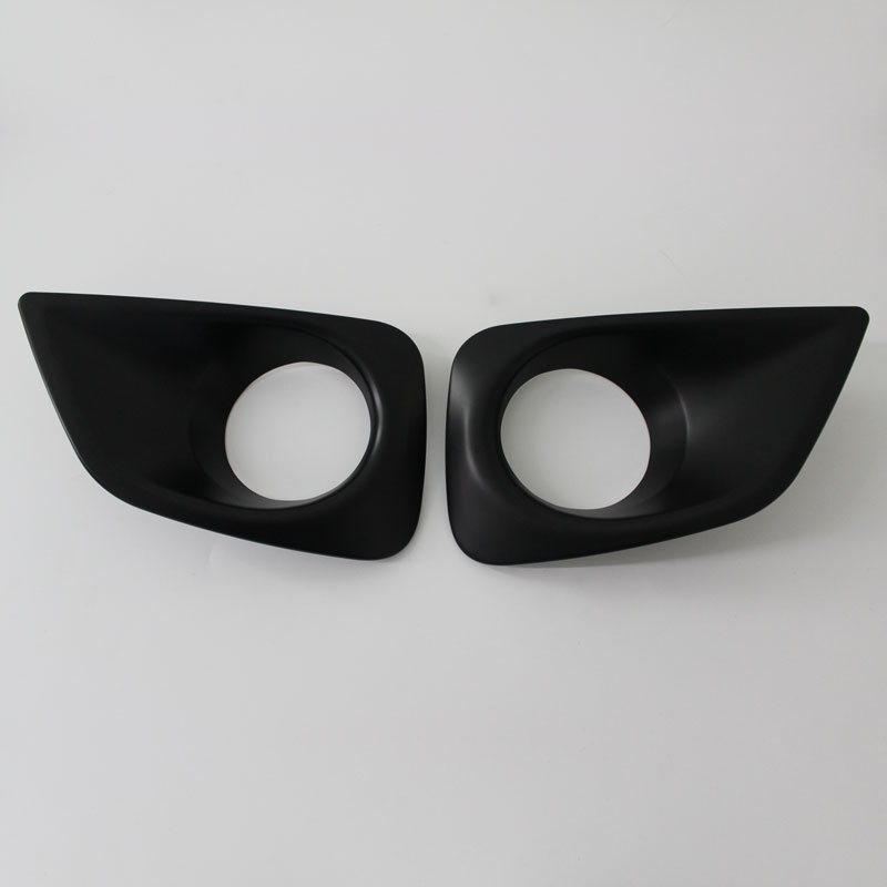 NP300 14 FOG LIGHT COVER