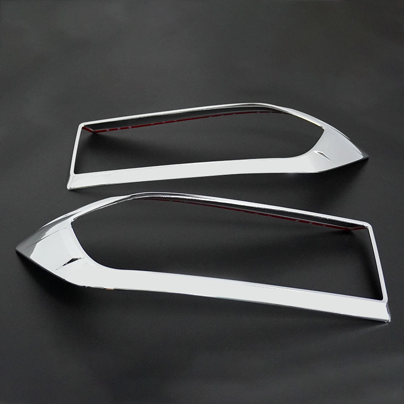 MG EXTENDER 2019 CHROME HEAD LIGHT COVER