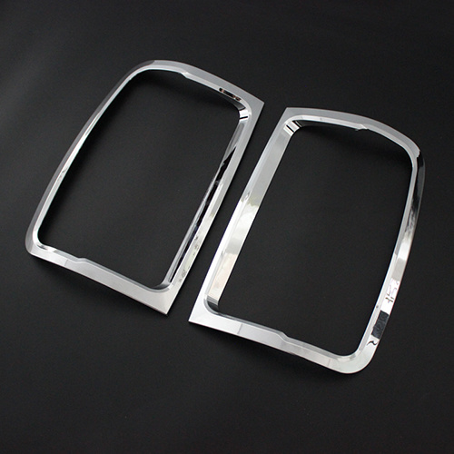 AMAROK 09 TAIL LIGHT COVER