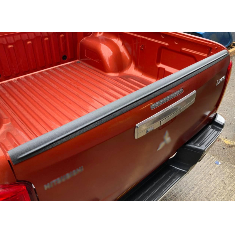 L200 TRITON 2015 2019 TEXTURED REAR GUARD