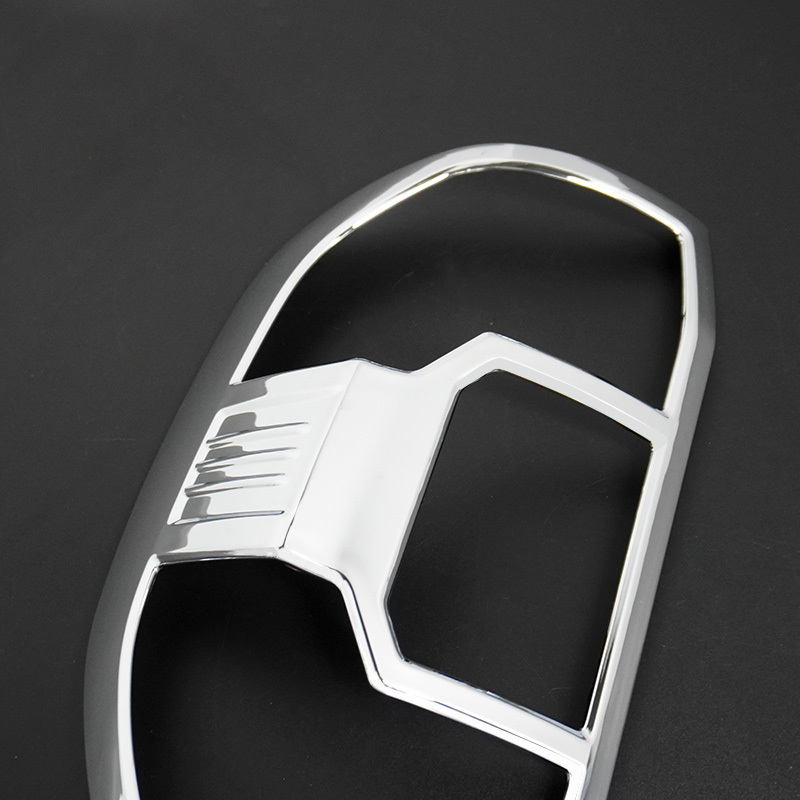 MG EXTENDER 2019 CHROME TAIL LIGHT COVER