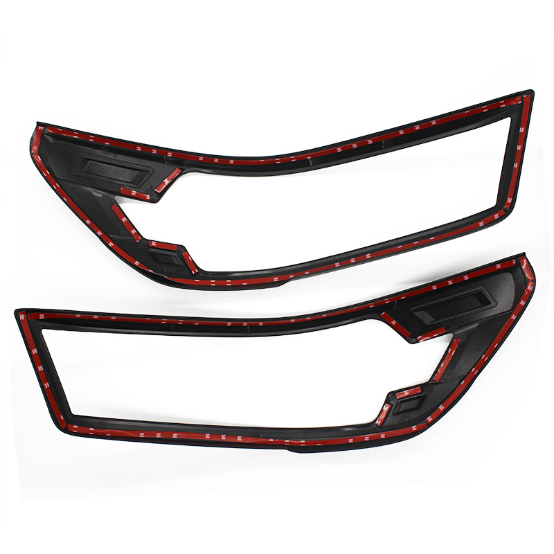 HILUX 2021 4x2 BLACK HEAD LIGHT COVER