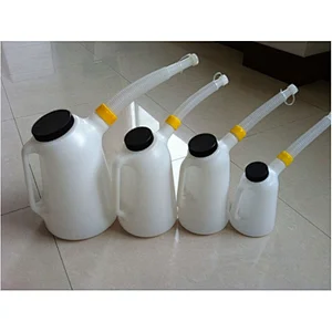 1 2 3 5 L Plastic oil can A0486