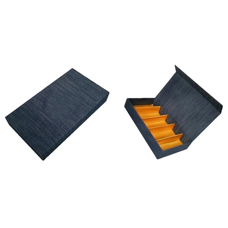 Eyeglass Display Showcase with Optical Frame Display Tray