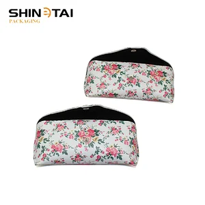 White Background With Red Flower Printed Pu Leather Eye Glasses Case