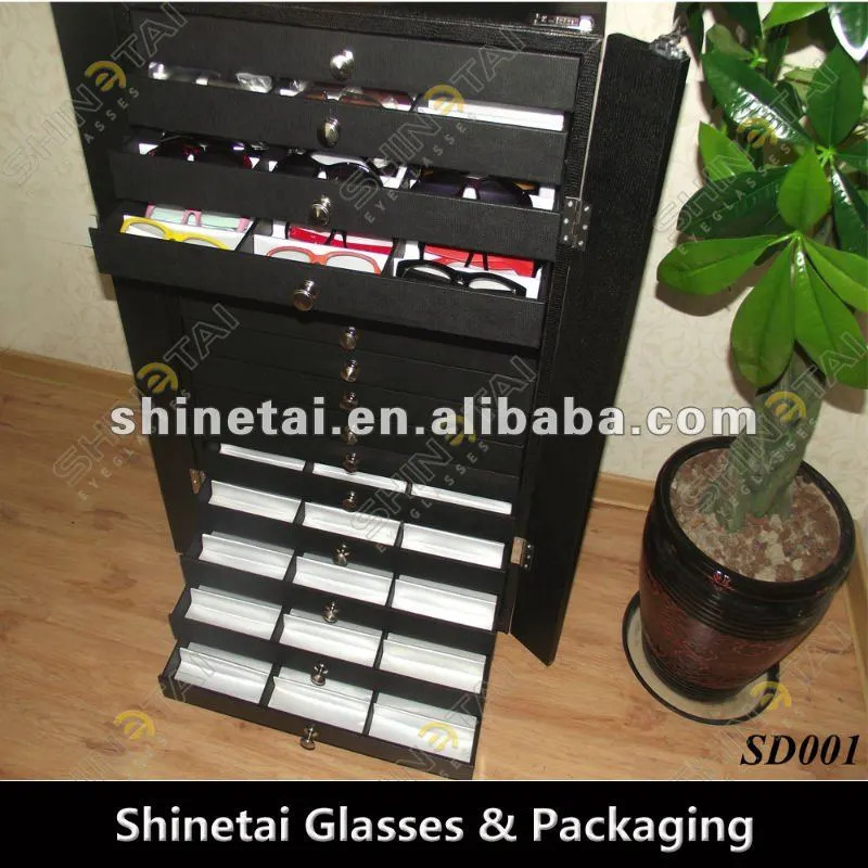 Eyewear Displays Cabinet