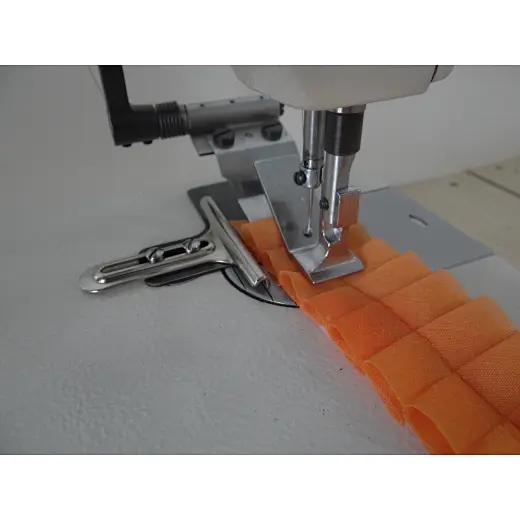 3 needle Sewing Machine