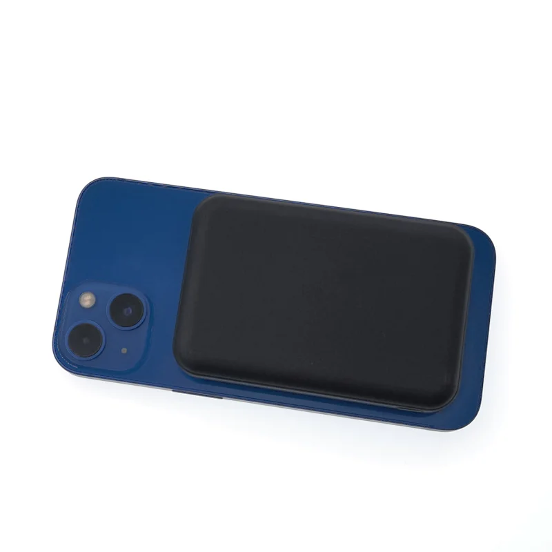 Ultra Compact 5000mAh Mag-Safe Wireless Power Bank