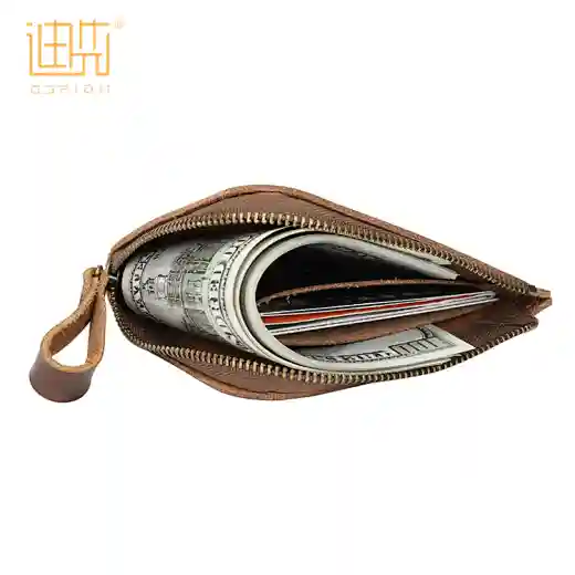 cartera con cadena