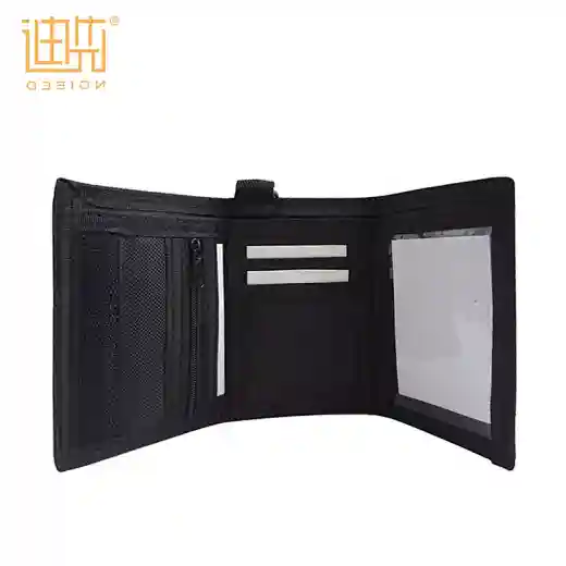 billetera de hombre con tarjeta de credito