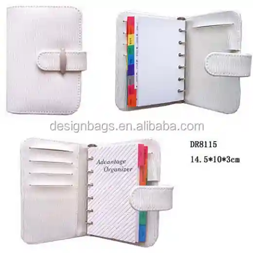 cuaderno con carpeta de anillas