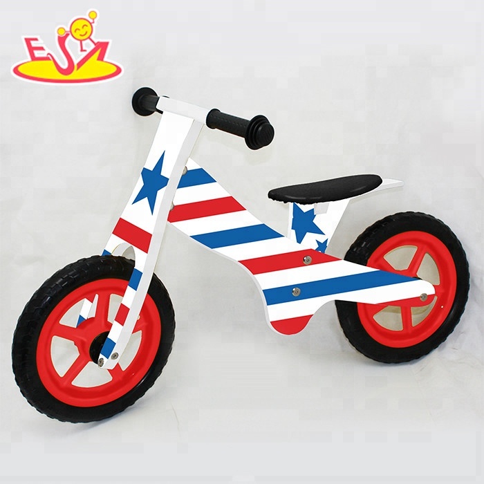 New design preschool wooden small balance bike for kids