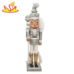 2019 High quality children wooden xmas nutcrackers with customize W02A335