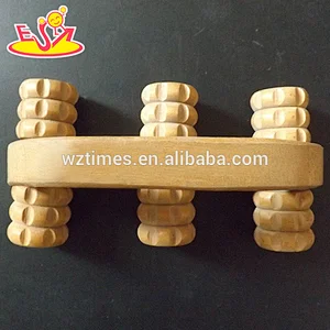 Wholesale brand new wooden handy adult roller massager to relax body soreness W02A120