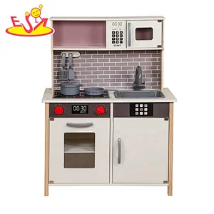 2020 New arrived boys wooden toy kitchen set with electronic stove W10C528