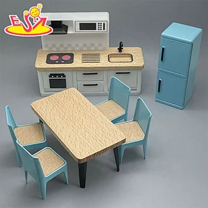 2021Wooden wholesale doll house furnitures for pretend play W06B113