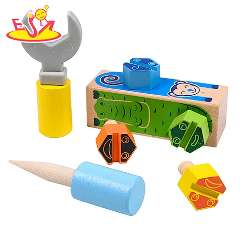 2022 New sale educational diy wooden toy screwdriver for kids W03D170