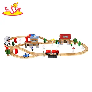 Großhandel lustige Kinder hölzernes elektrisches Spielzeug Zug Sets beste Kinder hölzernes Eisenbahn Track Spielzeug W04C048