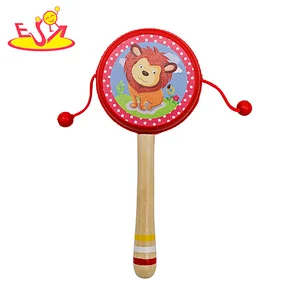 Hot selling lion design wooden rattle drum toy for children W07G019