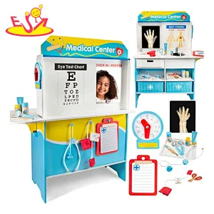 Hot Selling Pretend Play Simulation 16 Pcs Wooden Doctor Set Toys For Kids W10D658