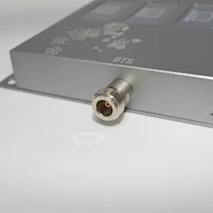 900/1800/2100/2600 Mhz Tri-band CDMA GSM 3G 4G Lte Repeater Booster Communication Network Amplifier
