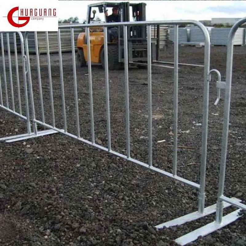crowed barrier