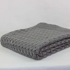 100% Acrylic  Sofa Decorative Knitted Cable Blanket