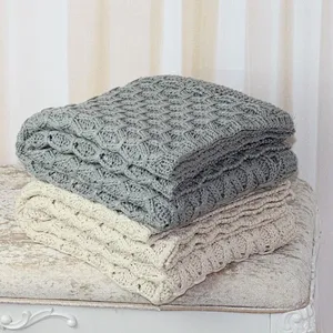 100% Acrylic Soft Weighted Knitted Chunky Throw