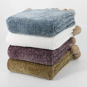 100% Polyester Faux Fur Pompoms Sofa Decorative Cheap Knit Blanket