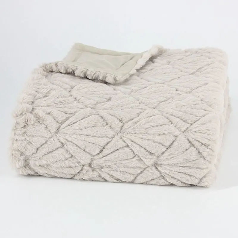 100% Polyester Hot Selling Quilted Rabbit Fur Throw For Bed