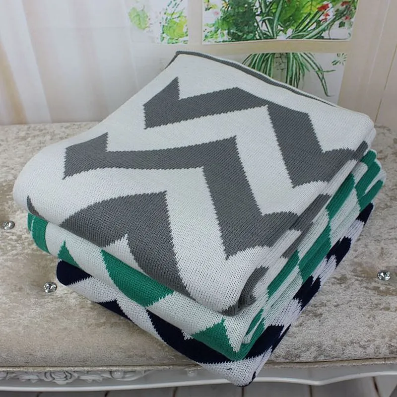 100% Acrylic Chevron Hot Selling Bed Use Jacquard Knit  Throw