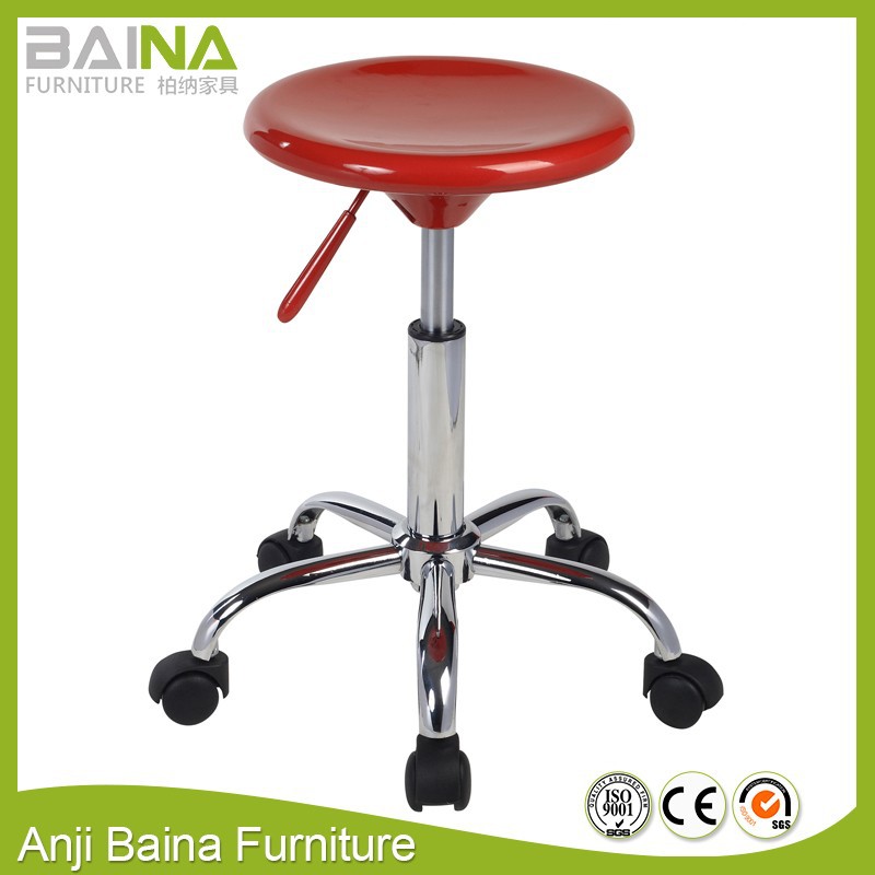 Round stool on online wheels