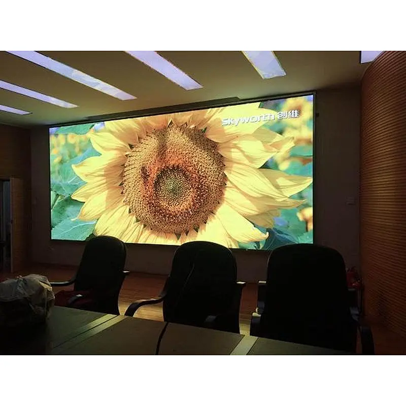 Professional 1R1G1B HD P3.91 500x500mm Indoor Full Color LED Display SMD Wide Viewing Angle
