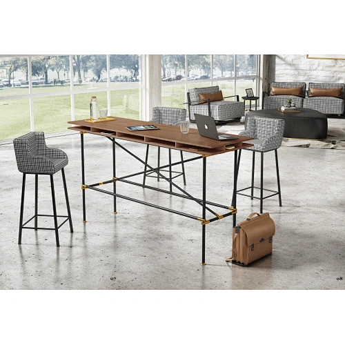 Bar Table