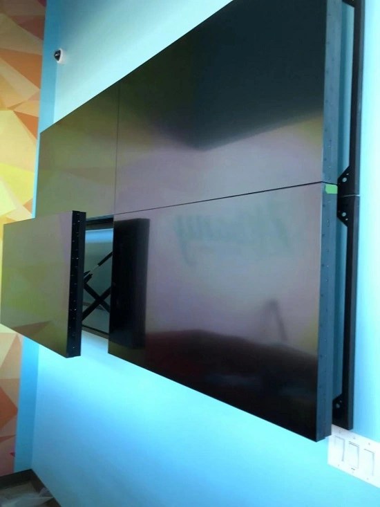 Canada XXX Cosmetic centre 55inch 2x2 video wall case