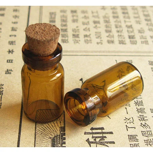 wholesale 1ml  Mini amber Glass Bottle Pendant Clear Small Cute Glass Bottle With Eye Hook Small Cork Glass Vials Jars