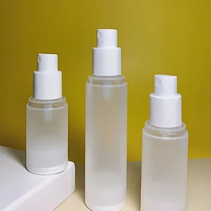Luxury Refillable Frosted 15ml 20ml 30ml 50ml Spray Plastic Airless Pump Clear Bottle Liquid Foundation Bottle