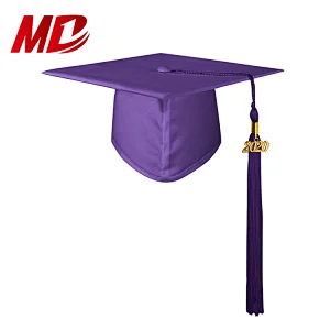Customized Matte Graduation Gowns And Caps